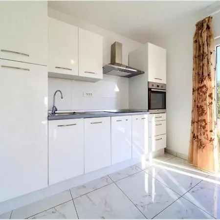 Cozy With Pool Villa *